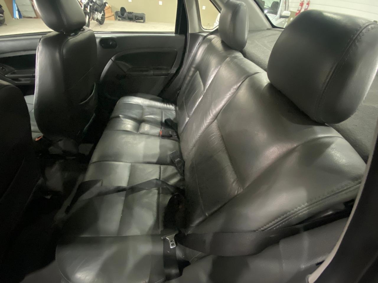 FIESTA 1.6 Mpi Sedan 8V Flex 4P Manual