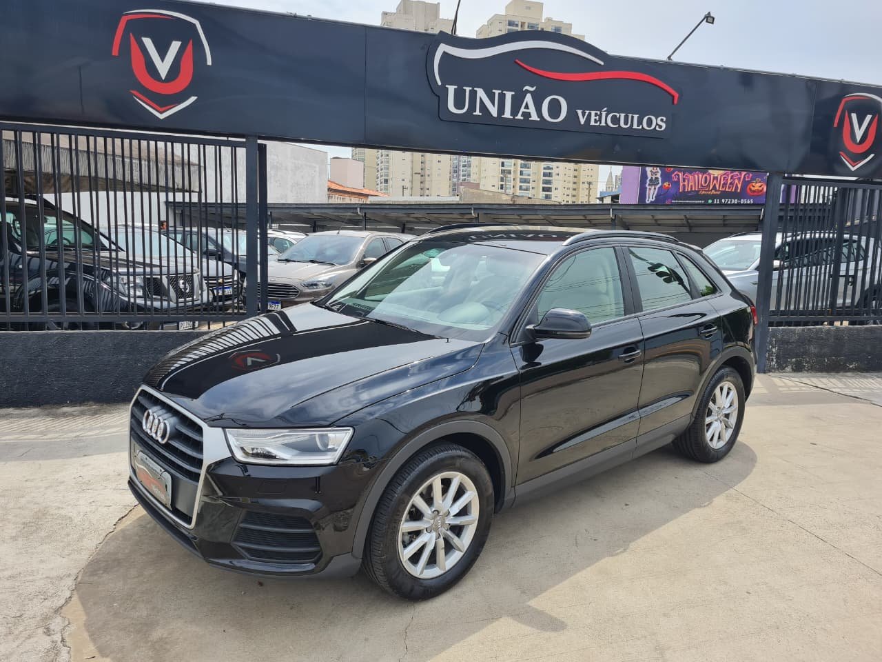 Audi Q3 Attraction 1.4 Turbo Flex
