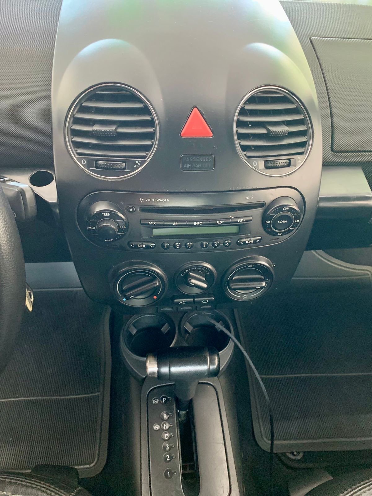 VW NEW BEETLE 2.0 2007