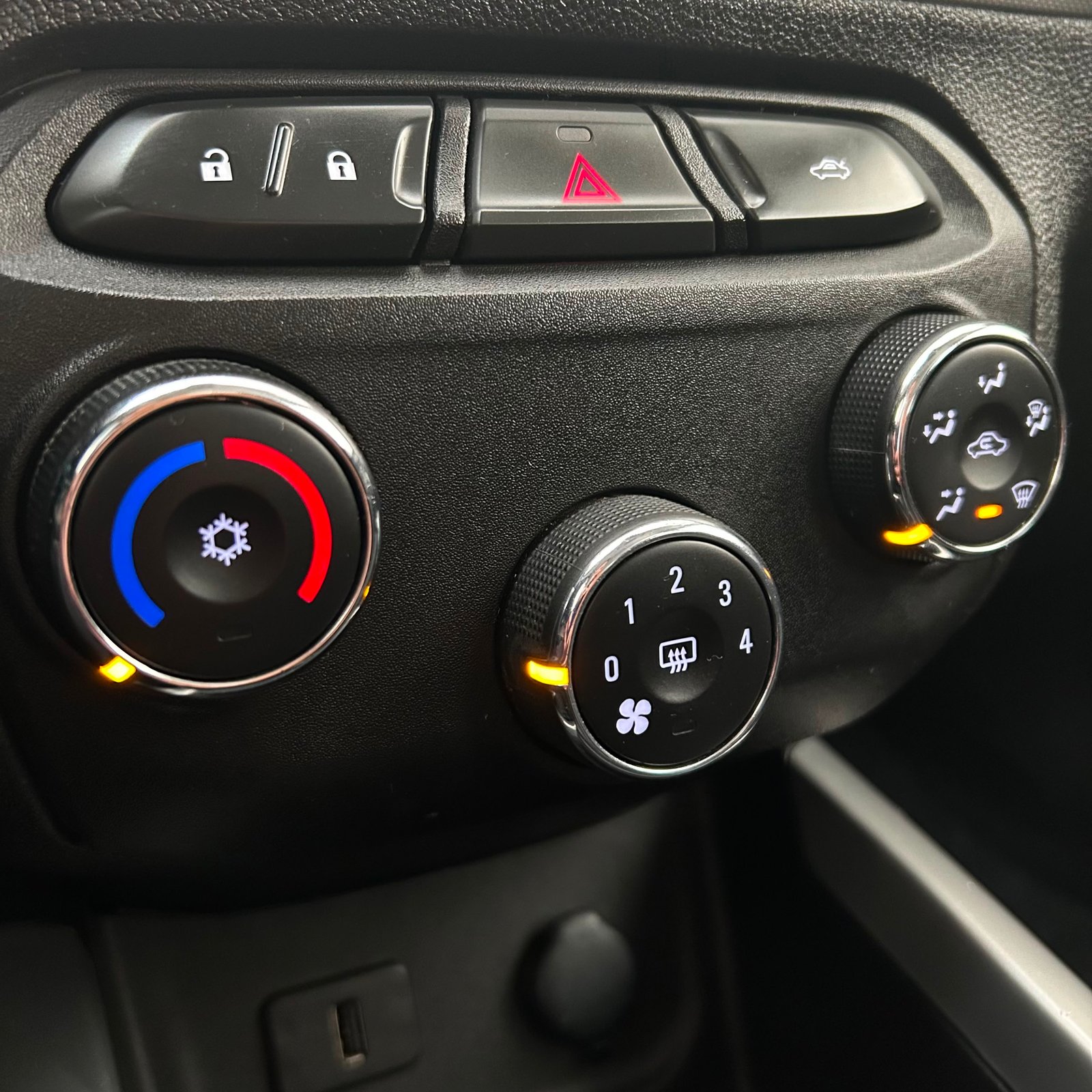 CHEVROLET ONIX 1.0 LT 2019