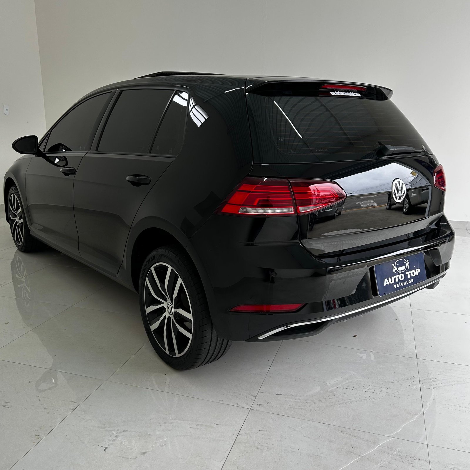 VOLKSWAGEN GOLF 200 TSI 2018